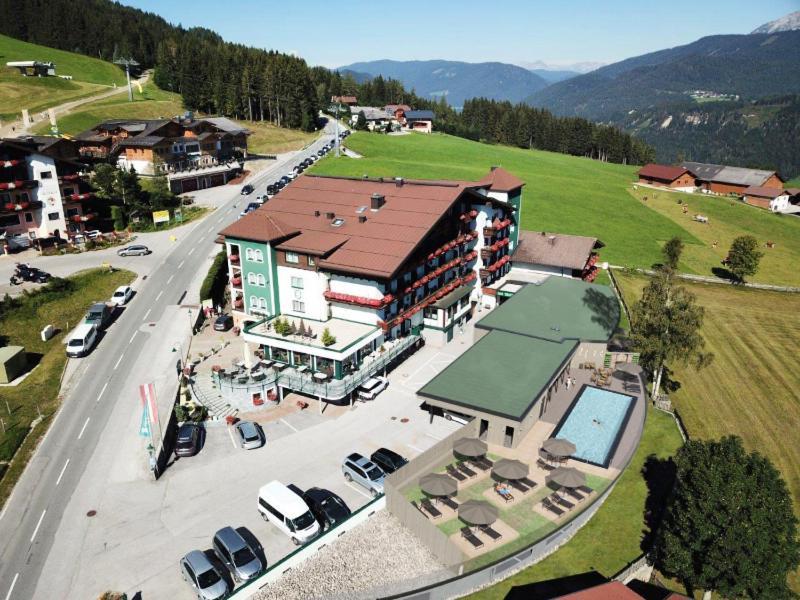 Hotel Waldfrieden Schladming Exterior photo