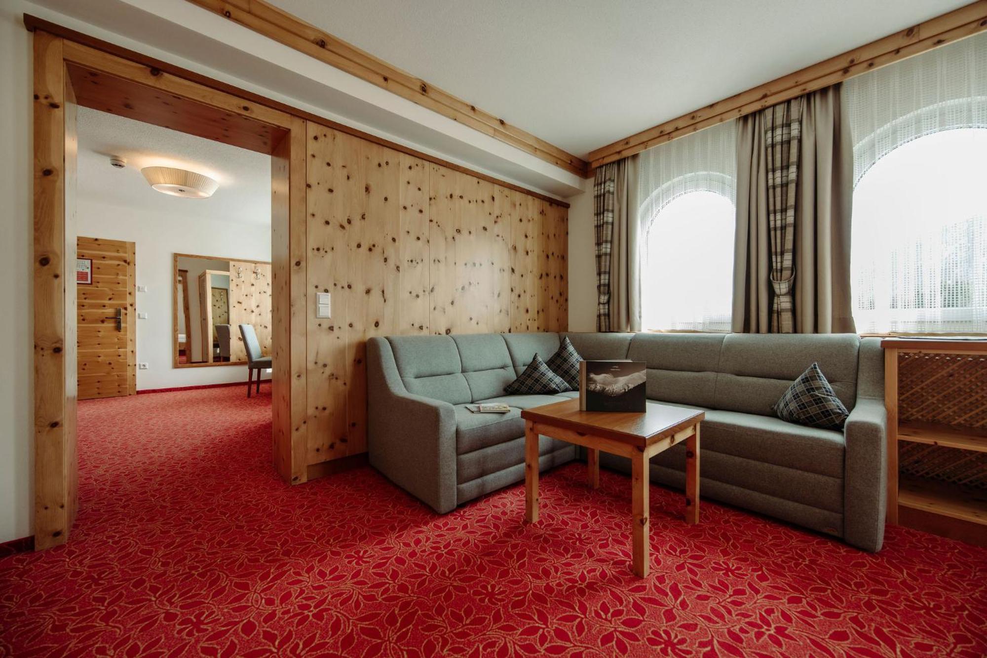Hotel Waldfrieden Schladming Exterior photo